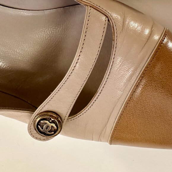 Chanel Leather Beige Shoes US Size 7 (37-38) - Picture 3 of 11